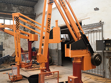 Apa manfaat menggunakan lengan robot yang didukung daya?